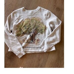 2023 Polynesian Village Resort- Winnie the Pooh Sweatshirt- L- sold out